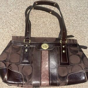Elegant Brown Leather Handbag
